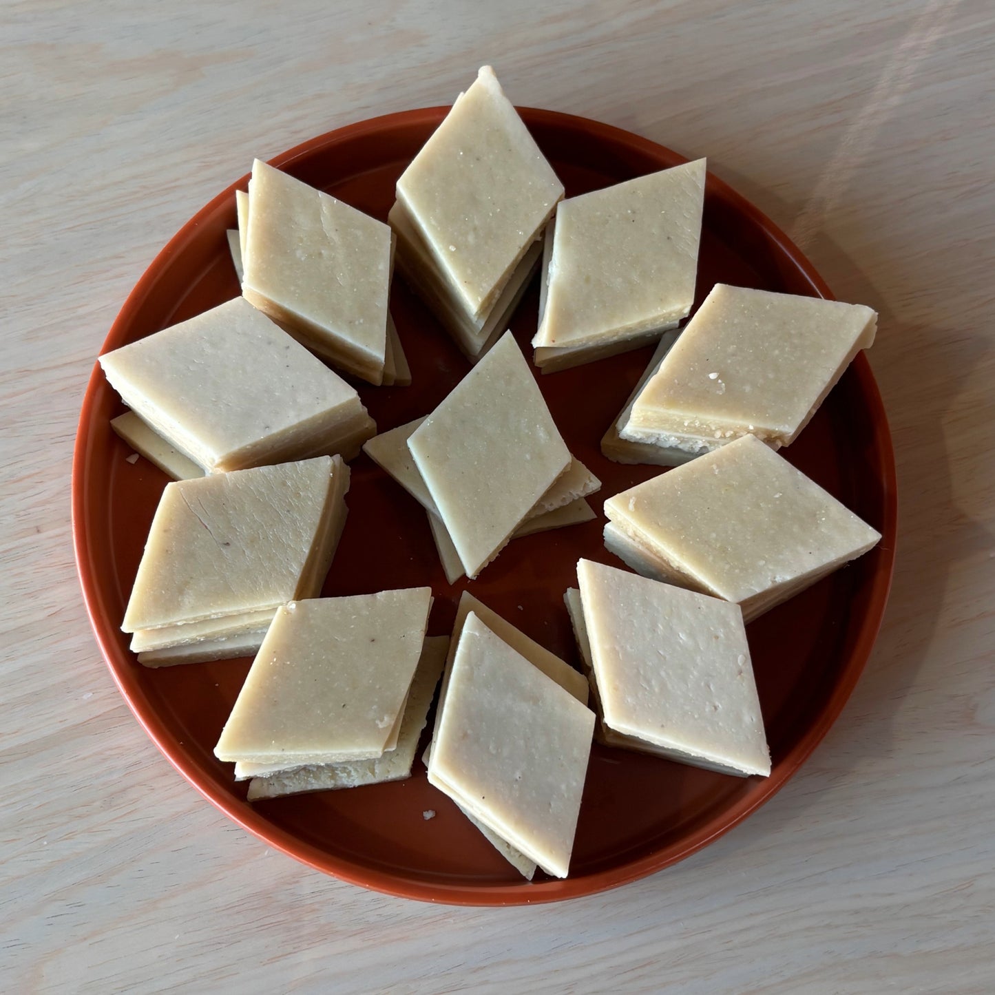 Kaju Katri